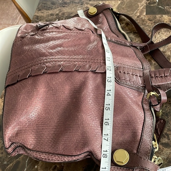 ORYANY - Picture 14 of 17